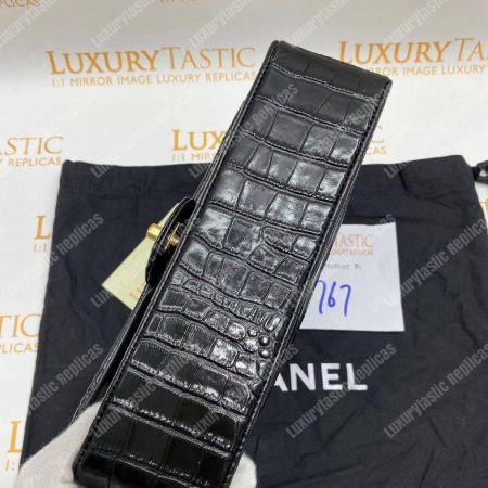 Chanel Classic Medium Handbag Black - Image 13