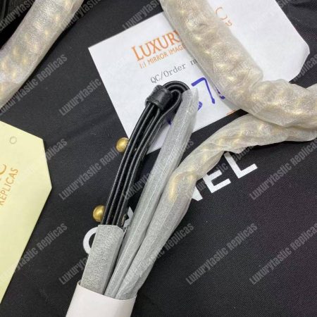 Chanel Medium Boy Flap Bag Black - Image 12