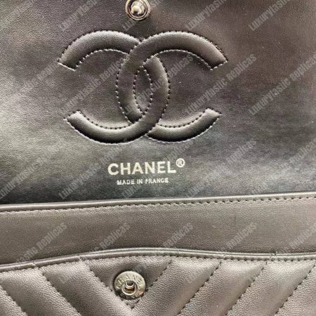 Chanel Classic Medium Handbag Black - Image 8