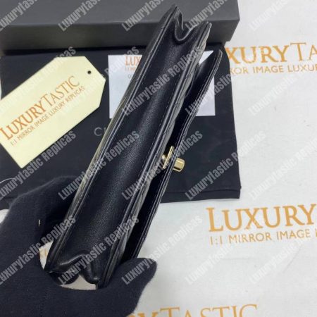 Chanel Wallet On Chain – WOC Chevron Lambskin Gold-Toned Metal Black - Image 15