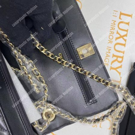 Chanel Wallet On Chain – WOC Chevron Lambskin Gold-Toned Metal Black - Image 19