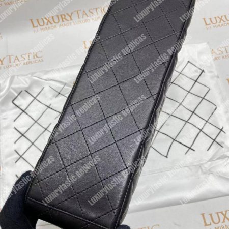 Chanel Classic Flap Maxi Black Lambskin-Gold Tone Metal - Image 10