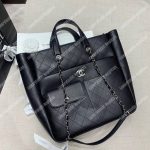 Chanel Large Zipped Shopping Bag Black