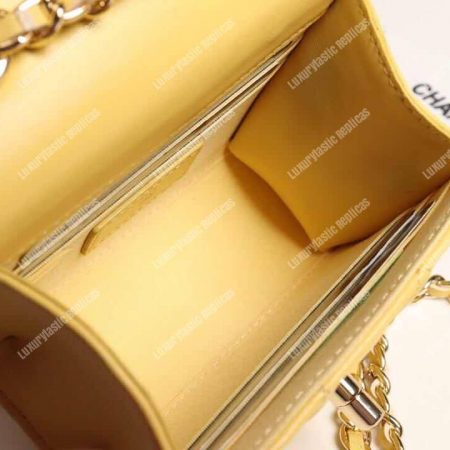 Chanel Clutch with Chain Yellow - Image 6