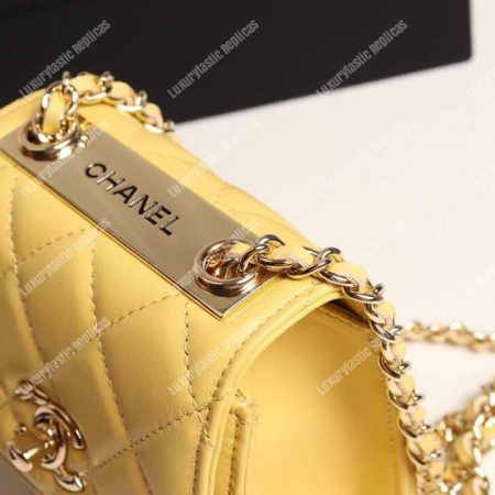 Chanel Clutch with Chain Yellow - Image 7