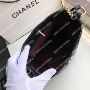 Chanel Hobo Handbag Black - Image 8