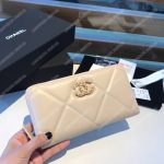 Chanel 19 Long Zipped Wallet Light Beige