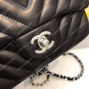 Chanel Mini Flap Bag Black - Image 7