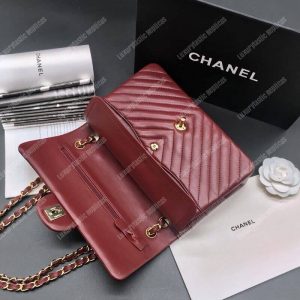 Chanel Classic Medium Handbag Burgundy - Image 3