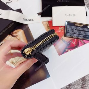 Classic Zipped Card Holder Gold Toned Lambskin Black - Image 5