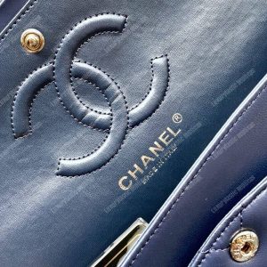 Chanel Classic Medium Handbag Blue - Image 4