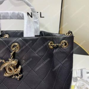 Chanel Large Drawstring Bag Black - Image 4