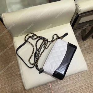 Chanel Clutch With Chain White And Black - Image 7