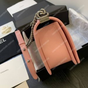 Chanel Boy Medium Caviar Leather Pink - Image 5