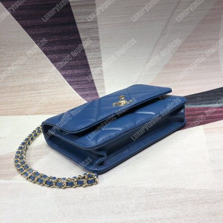 Chanel Wallet On Chain – WOC Lambskin Gold-Toned Metal Blue - Image 6