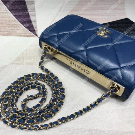 Chanel Wallet On Chain – WOC Lambskin Gold-Toned Metal Blue - Image 7