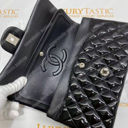 Chanel Classic Medium Flap Bag Black - Image 17