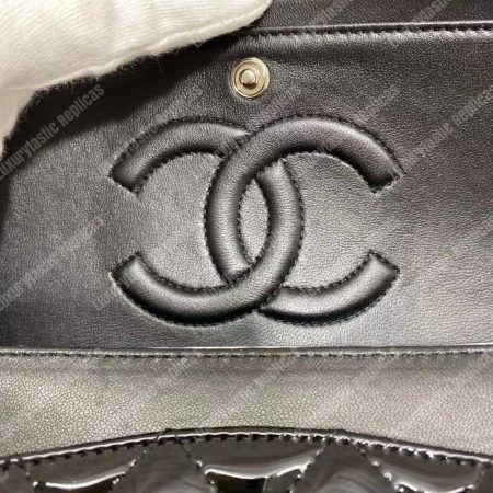 Chanel Classic Medium Flap Bag Black - Image 18