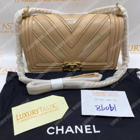 Chanel Medium Boy Flap Bag - Image 15