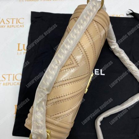 Chanel Medium Boy Flap Bag - Image 11