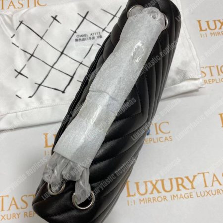 Chanel Classic Medium Handbag Black - Image 11