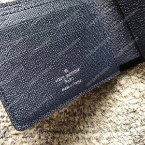 LV Multiple Wallet Epi Leather Noir Initial - Image 6