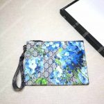 Gucci Blooms Print GG Supreme Clutch Pouch