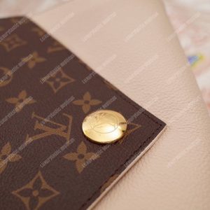 LV Double V Handbag Creme - Image 9