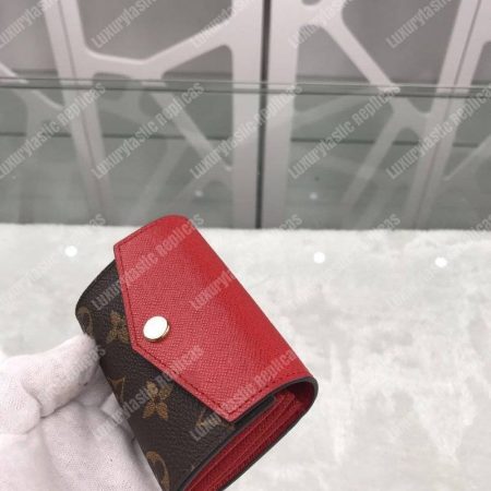 LV Sarah Multicartes Cerise - Image 5