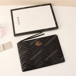 Gucci GG Marmont Matelassé Leather Pouch Black