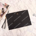 Gucci Animalier Leather Pouch Tiger