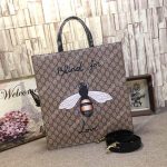 Gucci Bee Print Soft GG Supreme Tote