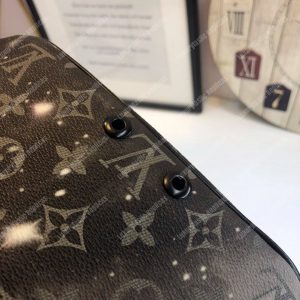 LV Discovery Bumbag Monogram Galaxy - Image 8