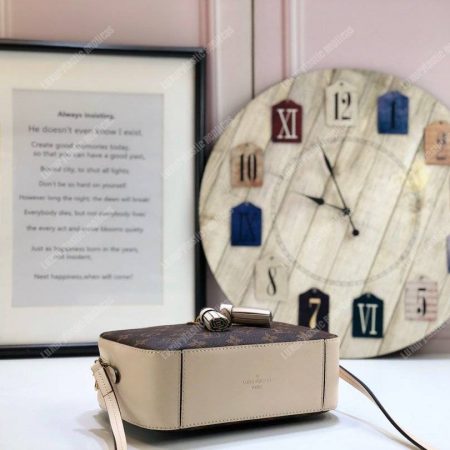 LV Saintonge Monogram Creme - Image 3