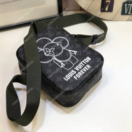 LV Danube PM Monogram Eclipse Canvas Forever - Image 4