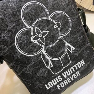 LV Danube PM Monogram Eclipse Canvas Forever - Image 5