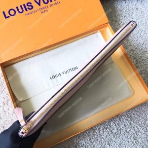 LV Daily Pouch Monogram Rose Poudre - Image 4