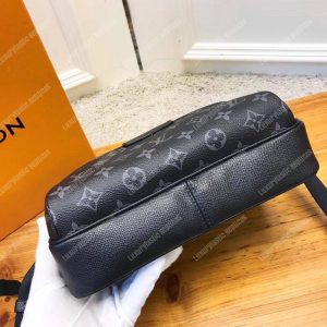 LV Outdoor Messenger K45 Taiga Monogram Noir - Image 4