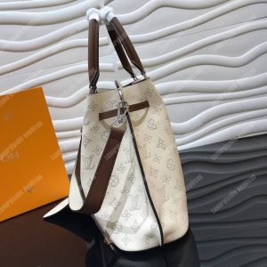 LV Girolata Handbag Mahina Creme - Image 3