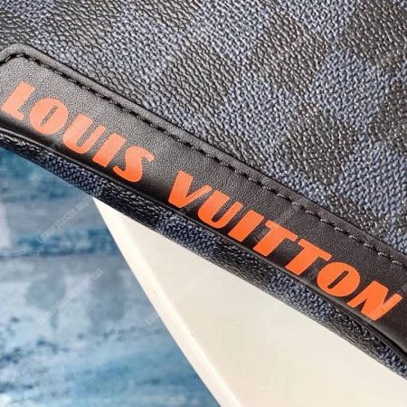 LV Damier Cobalt Canvas Race Discovery Bumbag - Image 6