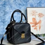 LV Neo Square Bag Noir