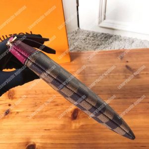 LV Daily Pouch Damier Ebene Raisin - Image 4