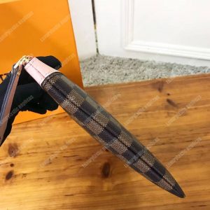 LV Daily Pouch Damier Ebene Magnolia - Image 3