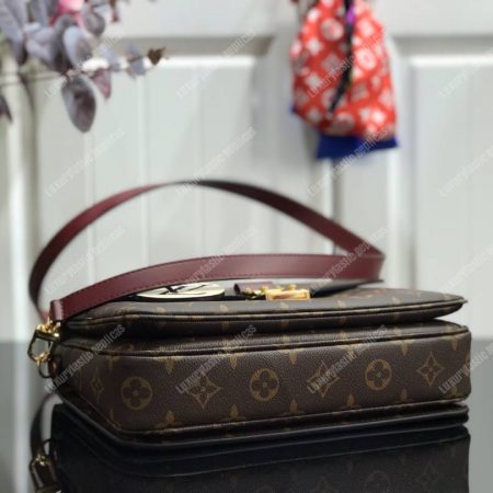 LV Pochette Métis Monogram Canvas Crème Beige - Image 7