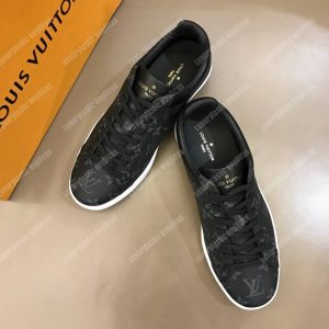 LV LUXEMBOURG SNEAKER Monogram Eclipse - Image 5