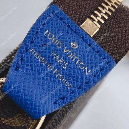 LV Mini Pochette Holiday Edition - Image 5