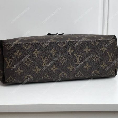 LV Tuileries Besace Shoulder Bag Noir - Image 7