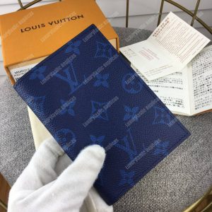 LV Passport Cover Taiga Monogram Cobalt - Image 5