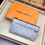 LV Discovery Pochette PM K45 Taiga Monogram