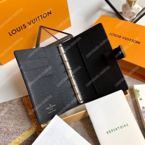 LV Small Ring Agenda Cover Taiga Leather - Image 4